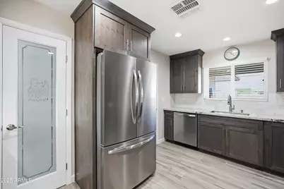 10923 W Meade Drive, Sun City, AZ 85351 - Photo 5