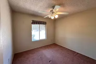 3421 E Paradise Dr, Phoenix, AZ 85028 - Photo 15