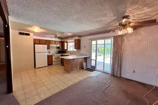 3421 E Paradise Dr, Phoenix, AZ 85028 - Photo 9