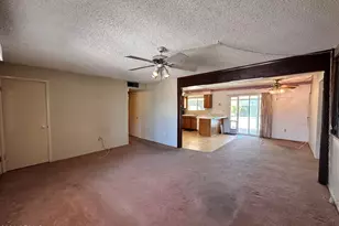 3421 E Paradise Dr, Phoenix, AZ 85028 - Photo 11