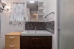 6534 W Sunnyslope Ln, Glendale, AZ 85302 - Photo 13