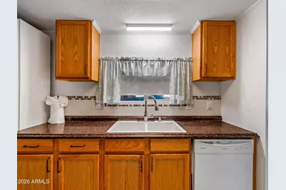 6534 W Sunnyslope Lane, Glendale, AZ 85302 - Photo 3