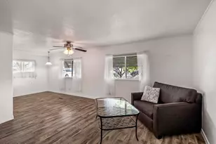 6534 W Sunnyslope Ln, Glendale, AZ 85302 - Photo 9