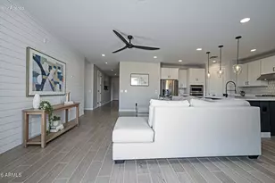 26428 N Thornhill Dr, Peoria, AZ 85383 - Photo 13