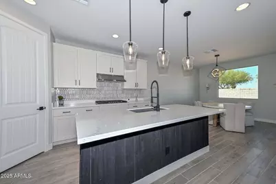 26428 N Thornhill Drive, Peoria, AZ 85383 - Photo 17