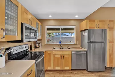 12447 N 50th Lane, Glendale, AZ 85304 - Photo 3