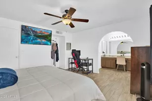 12447 N 50th Ln, Glendale, AZ 85304 - Photo 9
