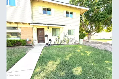 4460 E Belleview Street, Phoenix, AZ 85008 - Photo 1