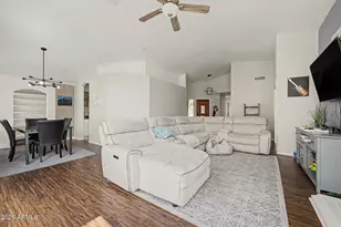 11010 W Crimson Ln, Avondale, AZ 85392 - Photo 7