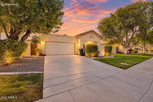 11010 W Crimson Ln, Avondale, AZ 85392 - Photo 1