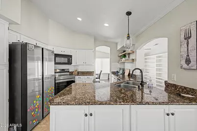 11010 W Crimson Lane, Avondale, AZ 85392 - Photo 15