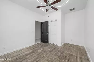 9210 W Vermont Avenue, Glendale, AZ 85305 - Photo 21