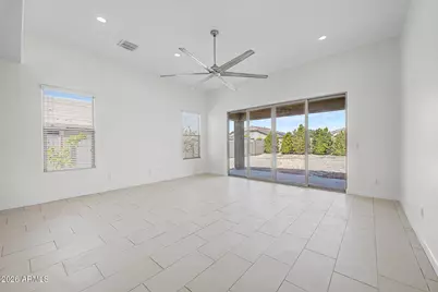 9210 W Vermont Avenue, Glendale, AZ 85305 - Photo 11