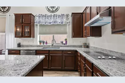 15642 S 31st Street, Phoenix, AZ 85048 - Photo 11