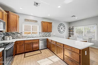 1892 E Shannon Street, Gilbert, AZ 85295 - Photo 15