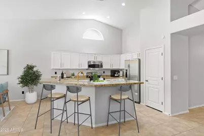 2517 N Raven Circle, Mesa, AZ 85207 - Photo 3