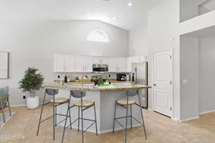 2517 N Raven Cir, Mesa, AZ 85207 - Photo 3