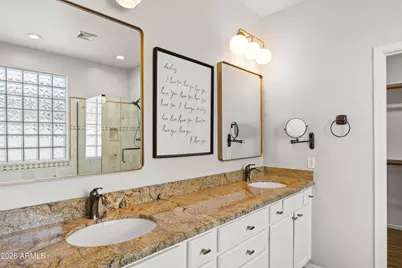 2517 N Raven Circle, Mesa, AZ 85207 - Photo 11