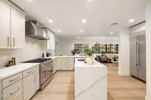 8212 E Wilshire Dr, Scottsdale, AZ 85257 - Photo 9