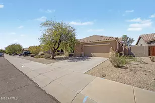 17522 W Lavender Ln, Goodyear, AZ 85338 - Photo 3