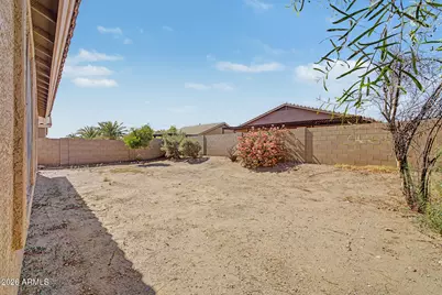 17522 W Lavender Lane, Goodyear, AZ 85338 - Photo 33