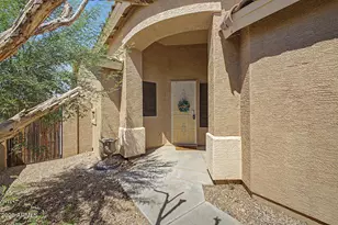 17522 W Lavender Ln, Goodyear, AZ 85338 - Photo 5