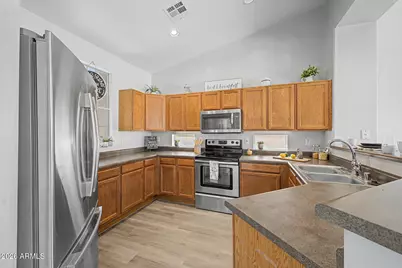 17522 W Lavender Lane, Goodyear, AZ 85338 - Photo 13