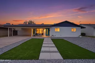 2302 E Nisbet Rd, Phoenix, AZ 85022 - Photo 1