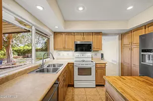 11831 N 29th St, Phoenix, AZ 85028 - Photo 13