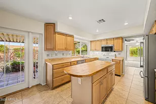 11831 N 29th St, Phoenix, AZ 85028 - Photo 9