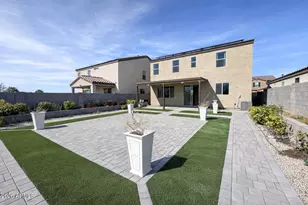 2439 W Kowalsky Ln, Phoenix, AZ 85041 - Photo 35
