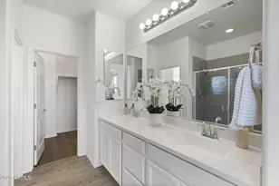 1671 E Dogwood Ln, Gilbert, AZ 85295 - Photo 17