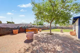 209 W Ivyglen St, Mesa, AZ 85201 - Photo 23