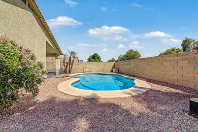 13373 W Boca Raton Road, Surprise, AZ 85379 - Photo 23