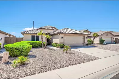 10817 W Almeria Road, Avondale, AZ 85392 - Photo 3