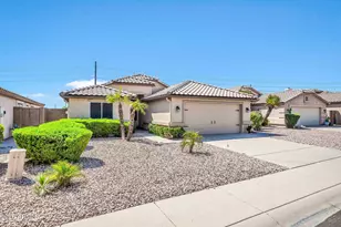 10817 W Almeria Rd, Avondale, AZ 85392 - Photo 3