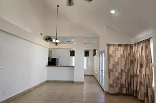 1838 E Secretariat Dr, Tempe, AZ 85284 - Photo 5