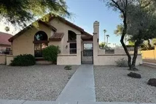 1838 E Secretariat Dr, Tempe, AZ 85284 - Photo 3