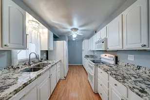 6836 W Pierce St, Phoenix, AZ 85043 - Photo 9