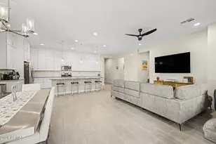 3131 E Alicia Dr, Phoenix, AZ 85042 - Photo 13