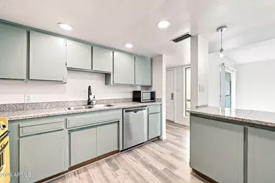 5205 S Hazelton Lane, Tempe, AZ 85283 - Photo 15