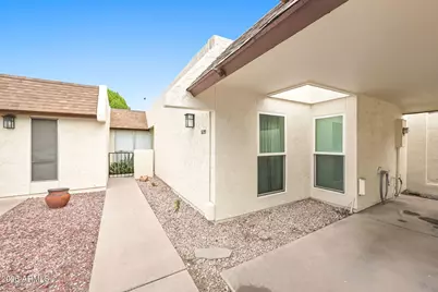 5205 S Hazelton Lane, Tempe, AZ 85283 - Photo 1