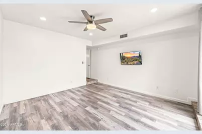 5205 S Hazelton Lane, Tempe, AZ 85283 - Photo 21