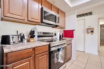 6748 W Vermont Avenue, Glendale, AZ 85303 - Photo 7