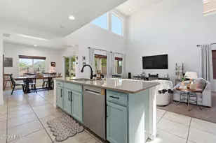 2614 W Gray Wolf Trail, Phoenix, AZ 85085 - Photo 7