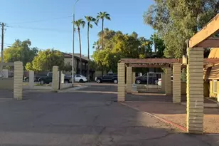 2333 W Glenrosa Ave, Phoenix, AZ 85015 - Photo 3