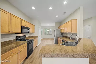 18012 W Tierra Del Sol Drive, Surprise, AZ 85387 - Photo 11