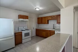 7221 N 26th Dr, Phoenix, AZ 85051 - Photo 7