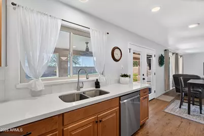 23801 N 35th Drive, Glendale, AZ 85310 - Photo 15