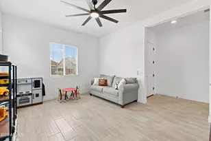 18194 W Watkins St, Goodyear, AZ 85338 - Photo 11
